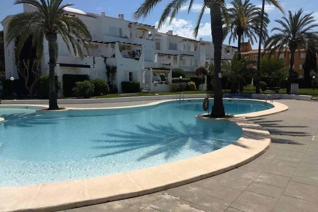 2 Bedroom, Sea Front Complex W Pool And Private Garden Jávea Exterior foto